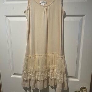 Chic Cream Midi Dress with Lace Details